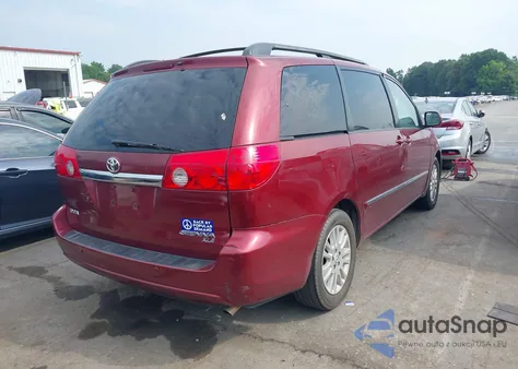 2010 Toyota Sienna Xle/Xle Limited z USA, uszkodzony, nr VIN 5TDYK4CC9AS293387